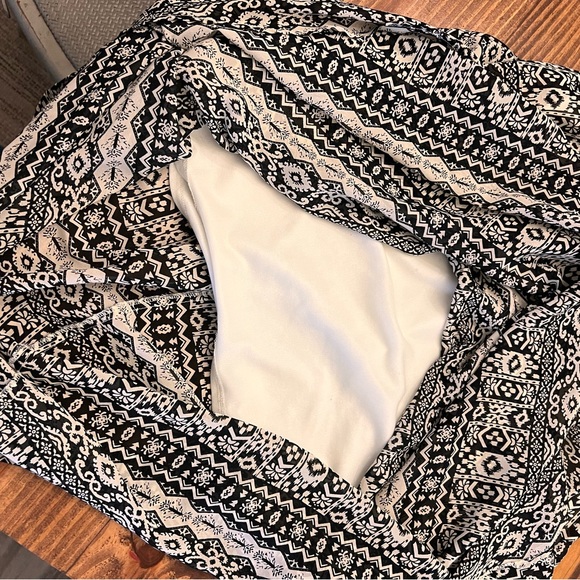 Girls Maxi Dress - Picture 2 of 4